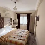 Akay فندق سلجوك