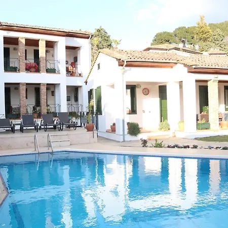 Akay Hotel 3*