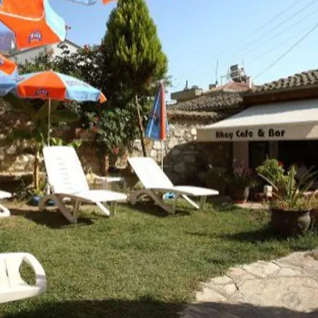 アカイ セルチュク