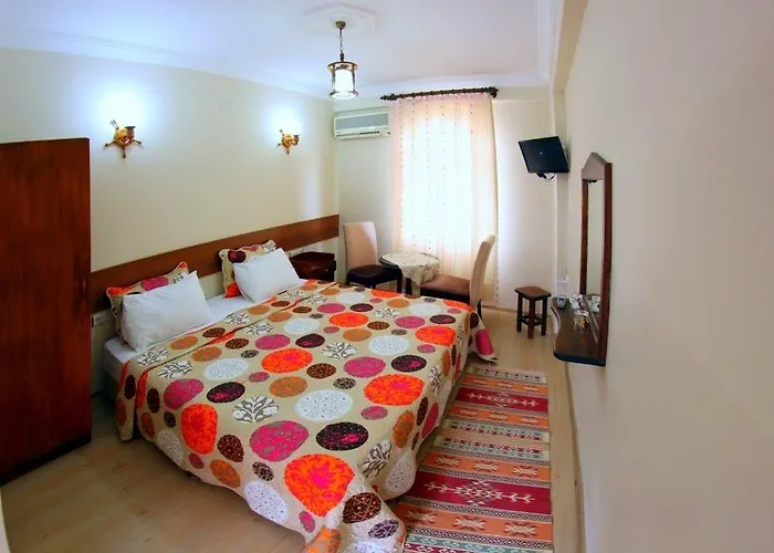 Akay Hotell 3*