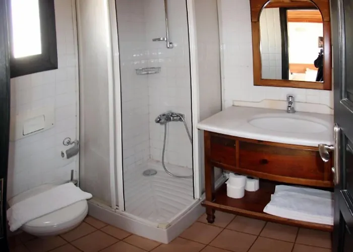 Akay Hotell 3*