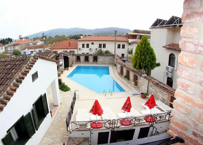 Akay Hotell 3*