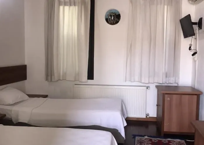 Akay Hotell 3*
